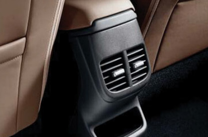 فتحة تهوية خلفية