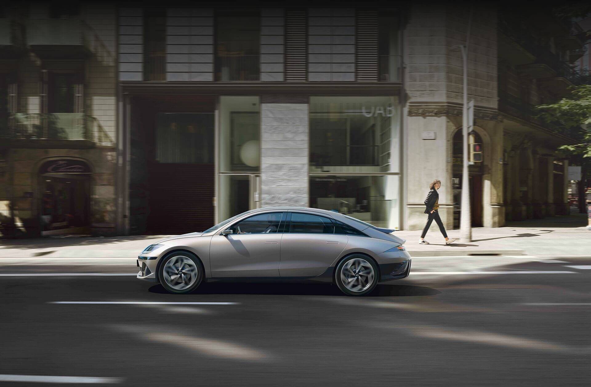 ioniq6 convenience keyvisual ioniq6 driving city pc ioniq6 convenience keyvisual ioniq6 driving city pc